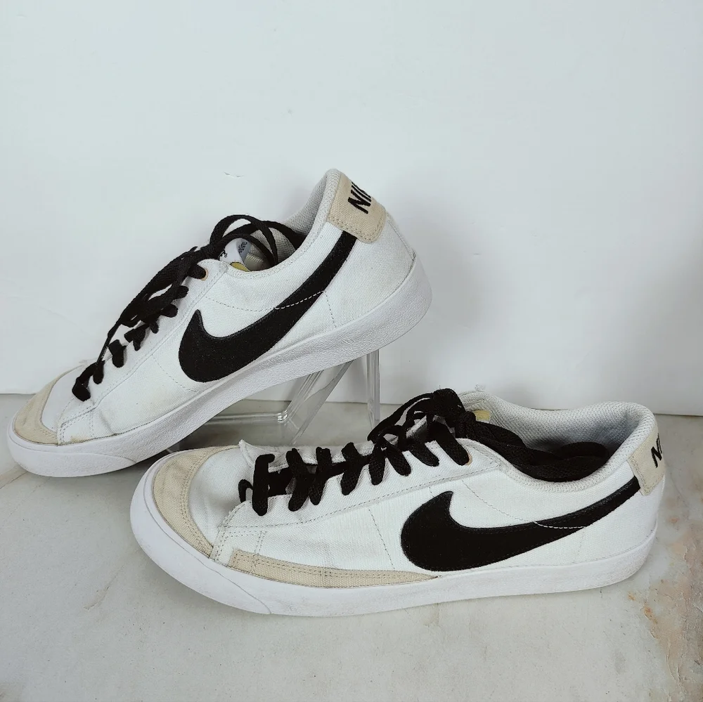 Nike Men's Blazer Low '77 Vintage White Black Canvas Sneakers, 10.5 - Picture 2 of 11